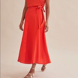 Liz CLAIBORNE Sport. Linen Wrap Midi Skirt